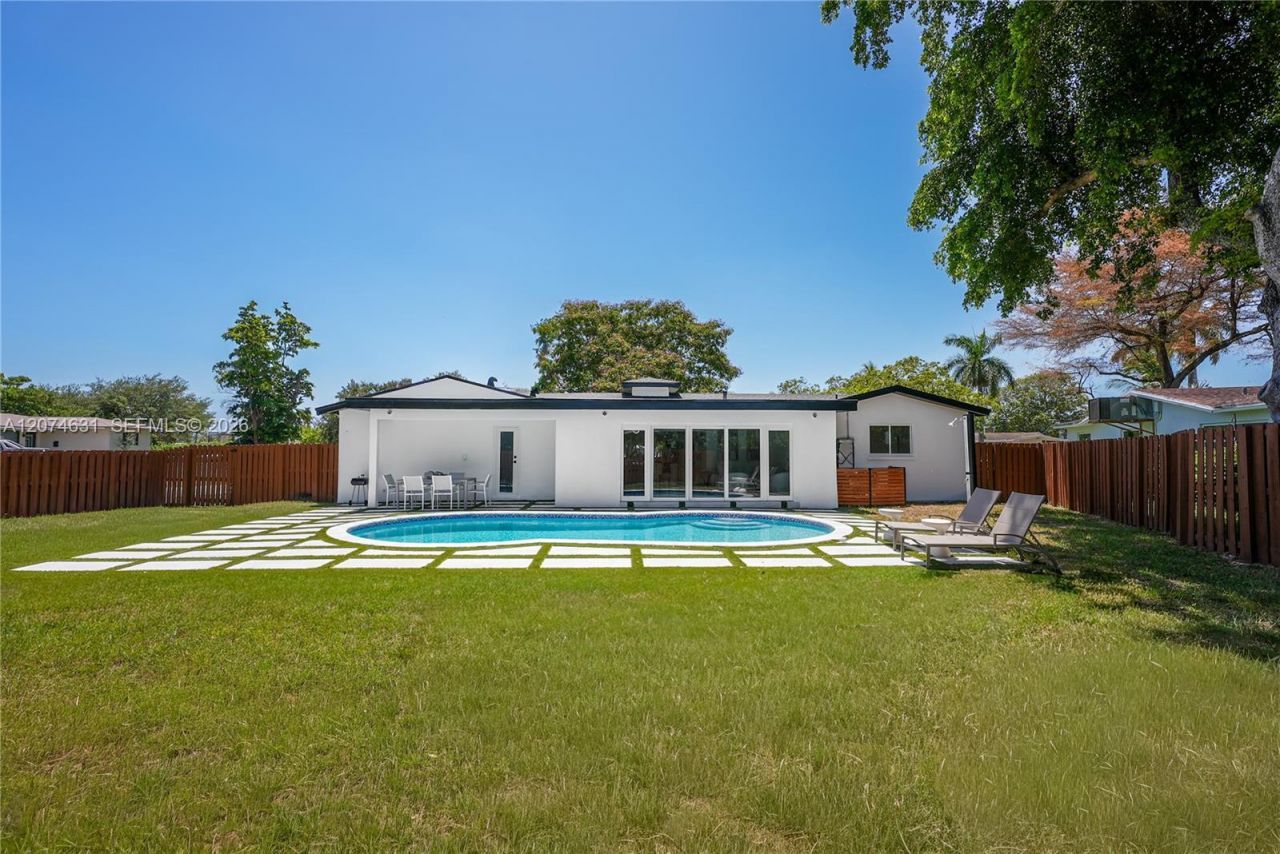 4801 Tyler St , Hollywood, FL 33021 Photo