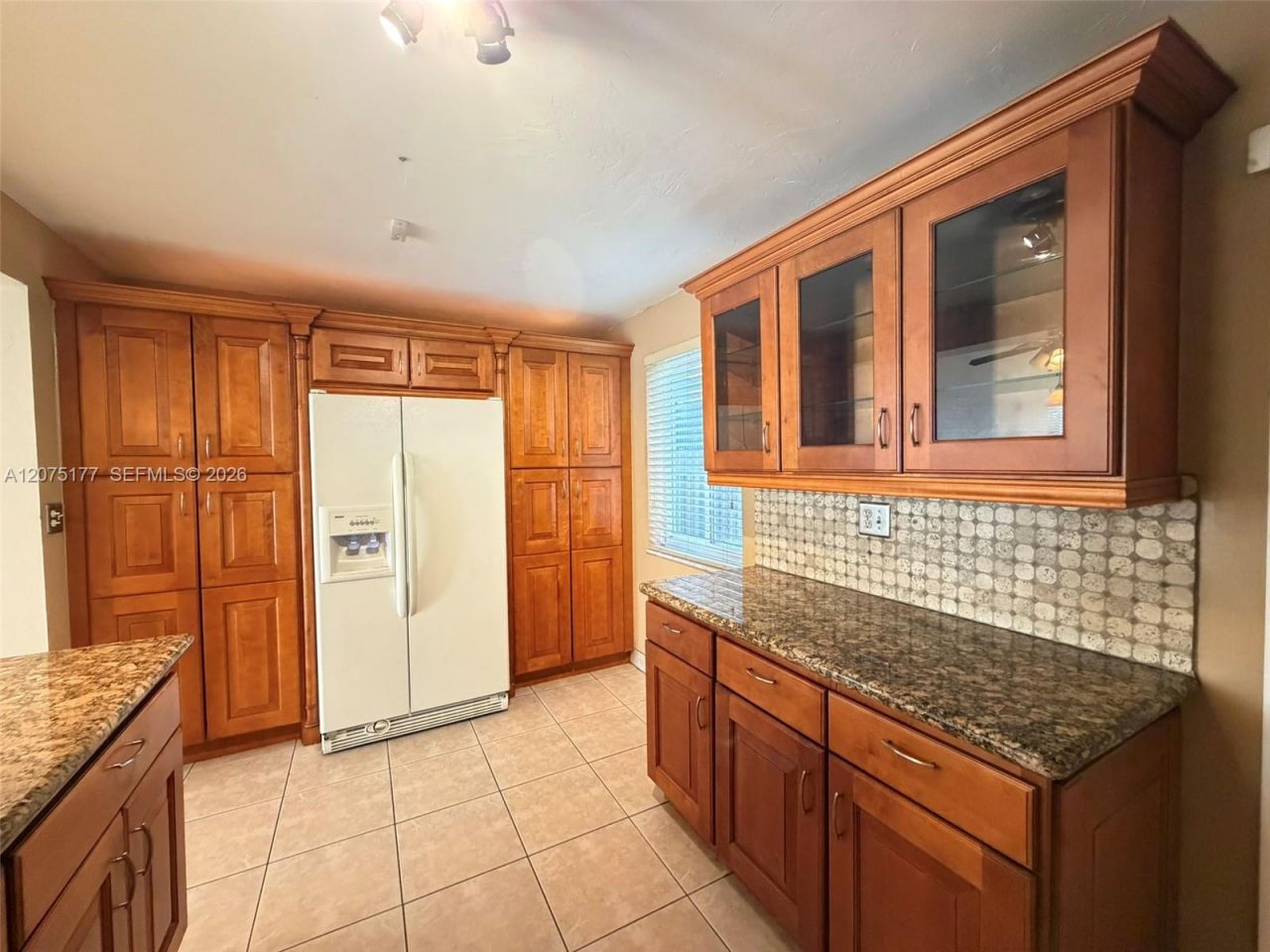 4585 E 9th Ln , Hialeah, FL 33013 Photo