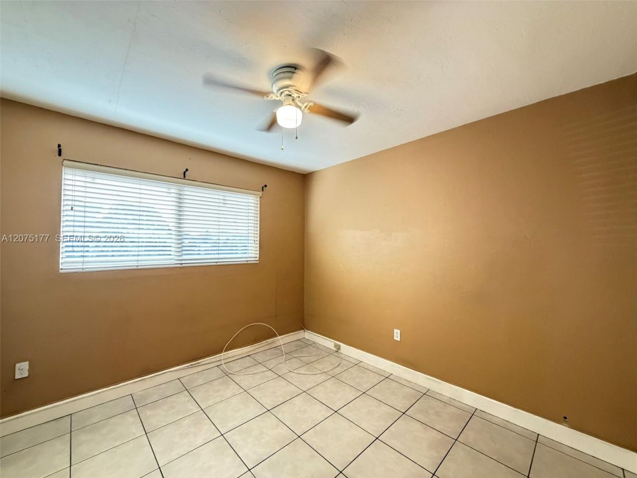 4585 E 9th Ln , Hialeah, FL 33013 Photo
