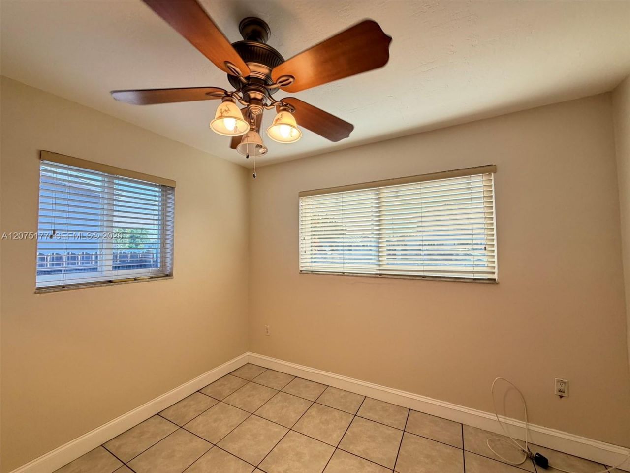 4585 E 9th Ln , Hialeah, FL 33013 Photo