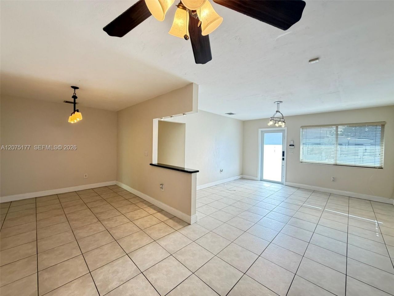 4585 E 9th Ln , Hialeah, FL 33013 Photo