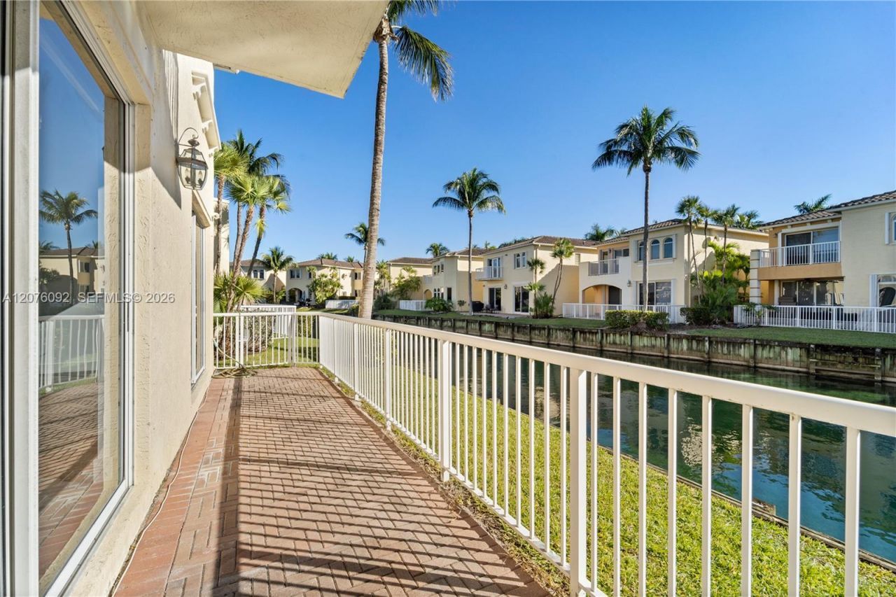 3110 NE 210th Ter, Aventura, FL 33180 Photo