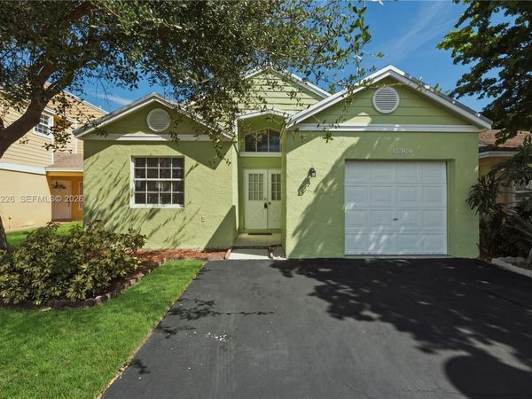 15969 SW 2nd St , Sunrise, FL 33326