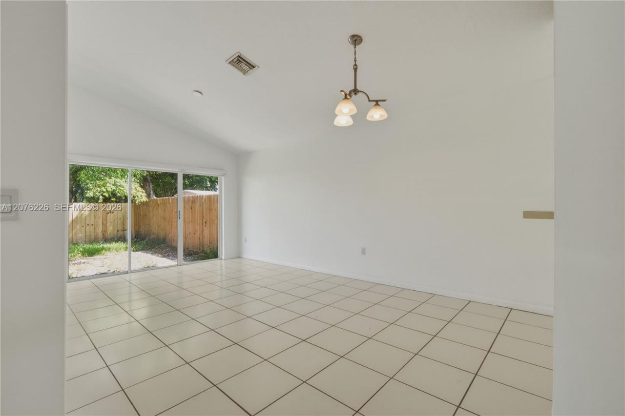 15969 SW 2nd St , Sunrise, FL 33326 Photo