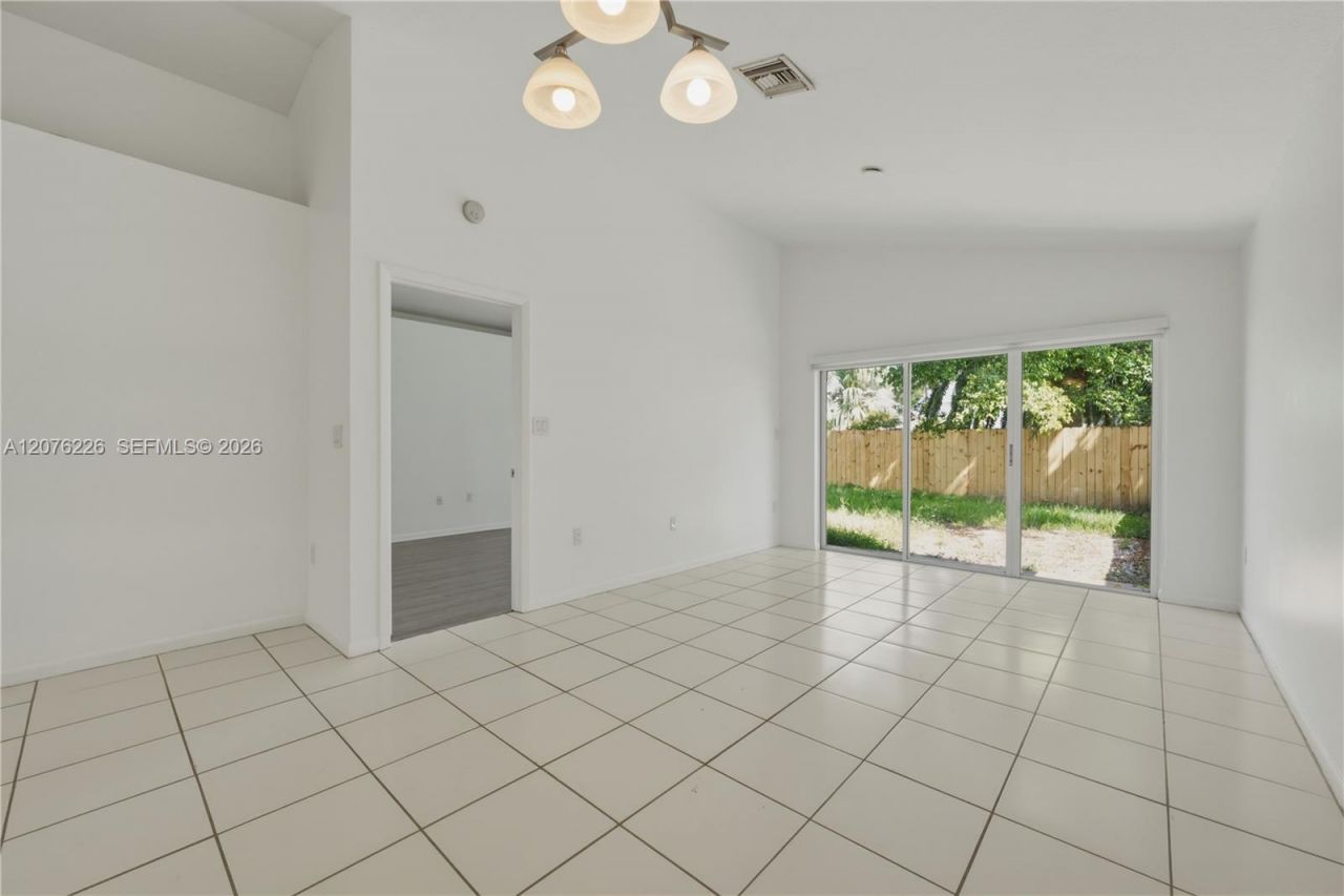 15969 SW 2nd St , Sunrise, FL 33326 Photo