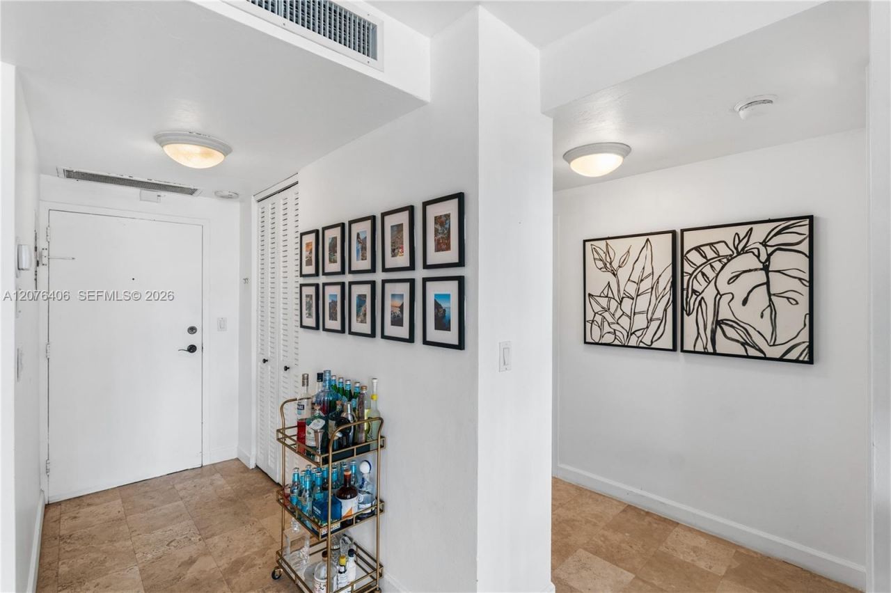 2451 Brickell Ave , Unit 2T, Miami, FL 33129 Photo