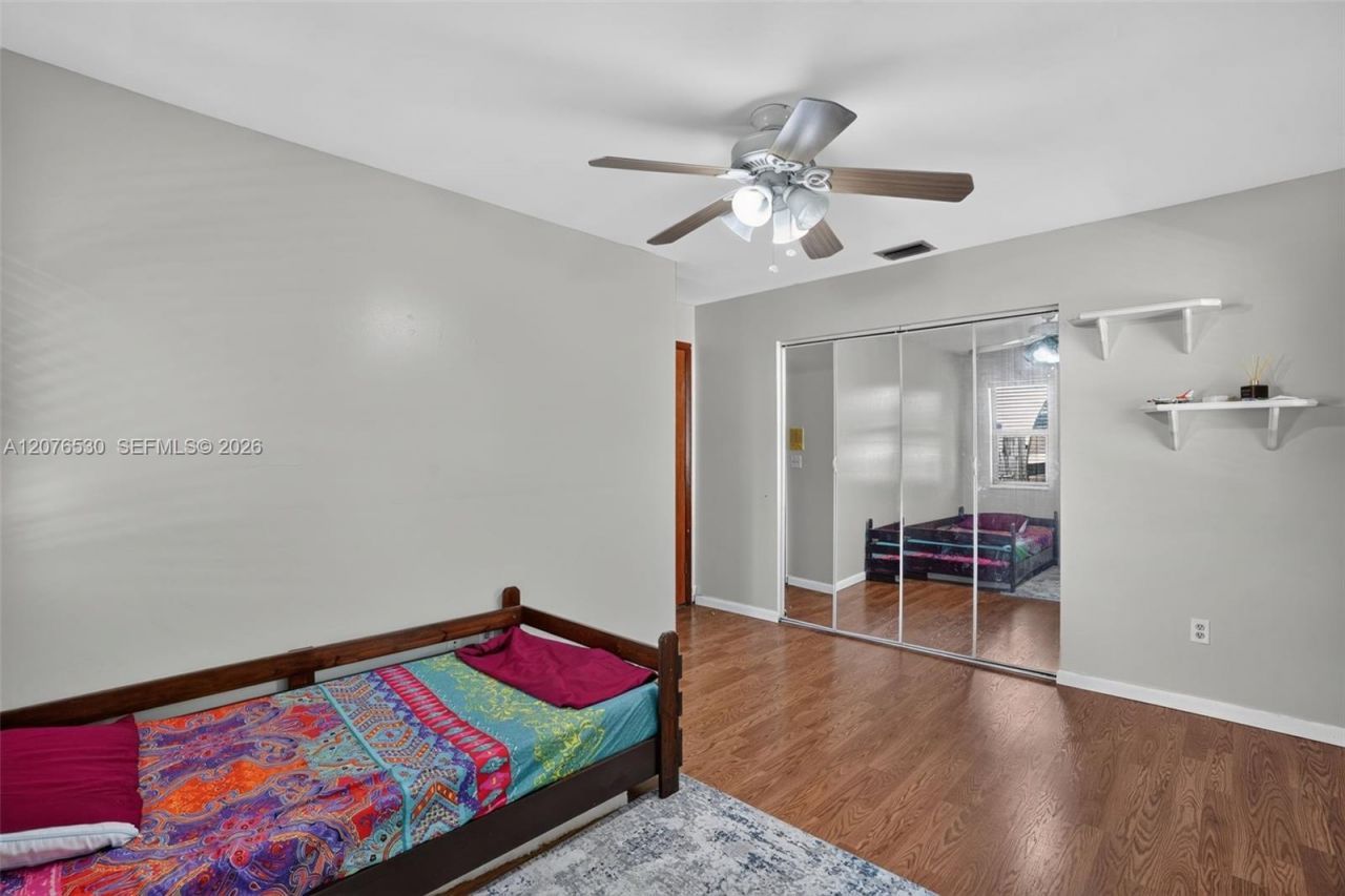 15660 SW 152nd Pl , Miami, FL 33187 Photo