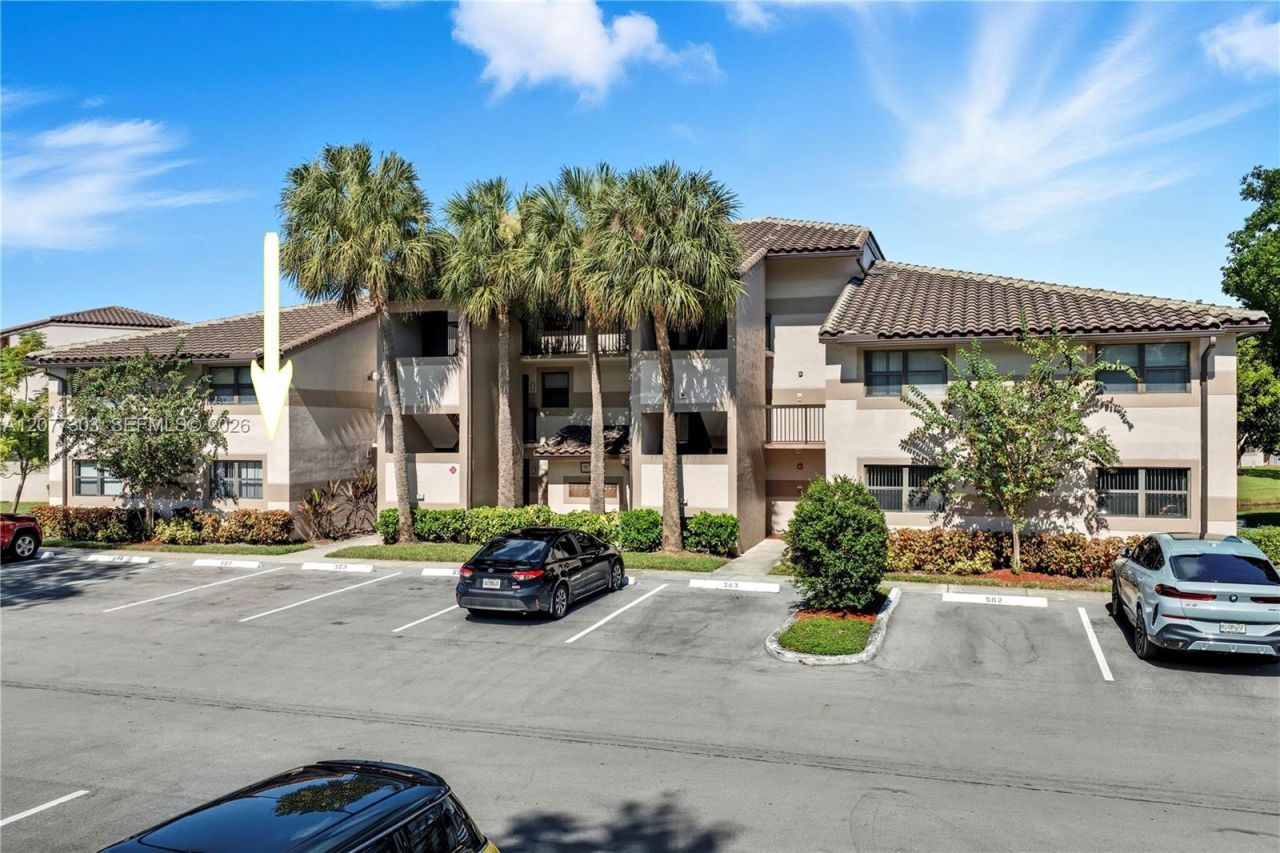 9877 Nob Hill Ct, Unit 9877, Sunrise, FL 33351 Main Photo