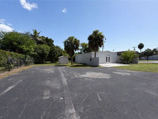 2054 Crawford ST, FORT MYERS, FL 33901