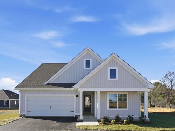 117 JULIAN DR, WAYNESBORO, VA 22980