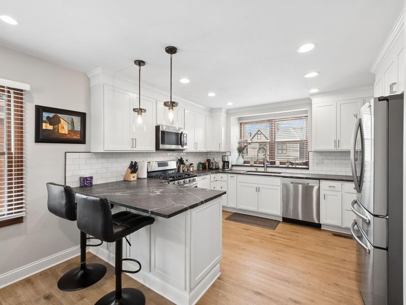 297 W 1st Avenue, Columbus, OH 43201 Photo 14