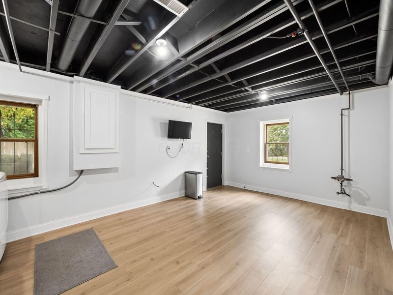 297 W 1st Avenue, Columbus, OH 43201 Photo 33