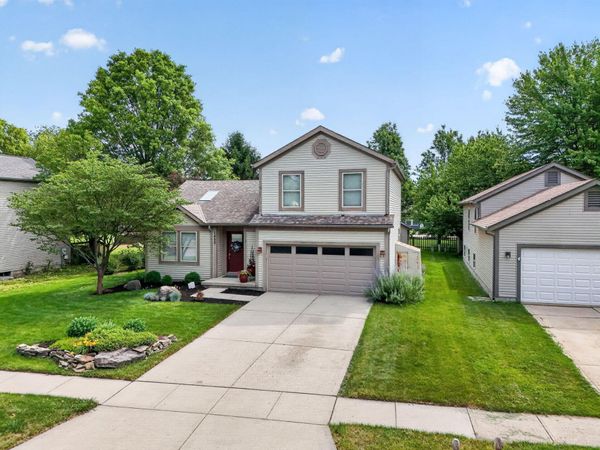 1455 Cinnamon Drive, Marysville, OH 43040