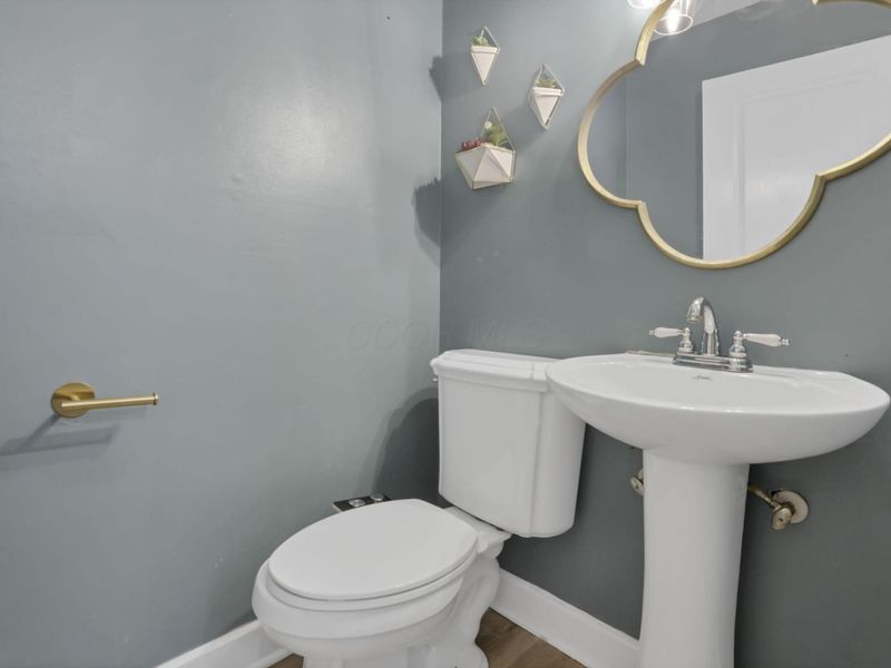 201 W 2nd Avenue, Columbus, OH 43201 Photo 13