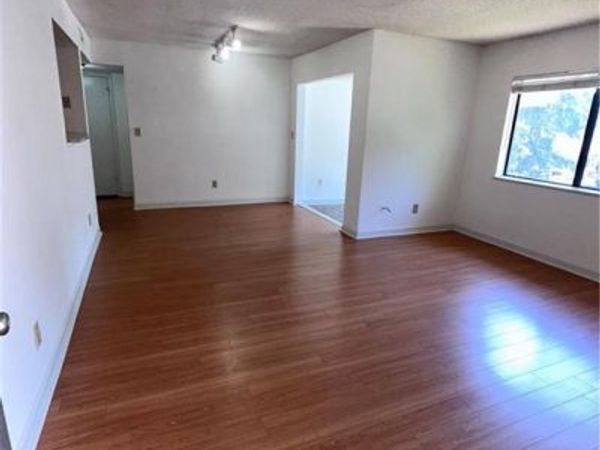 1407 Wingate Way , Sandy Springs, GA 30350
