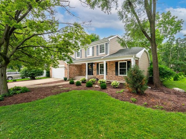 683 Honeysuckle Lane , Naperville, IL 60540