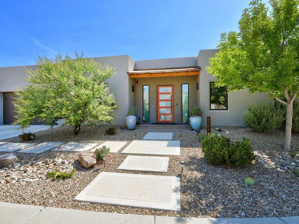 2704 Kayla Lane NW, Albuquerque, NM 87104