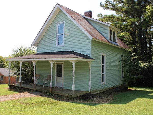 435 W Woodring St , Pulaski, TN 38478