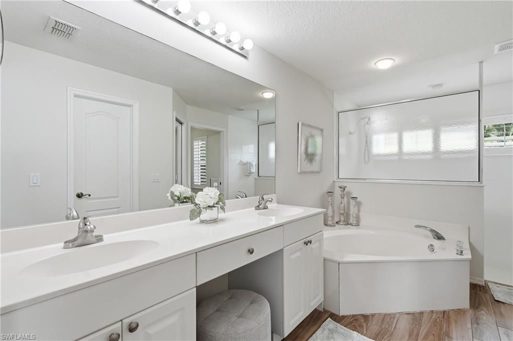 2019 Terrazzo Ln , Naples, FL 34104 Photo
