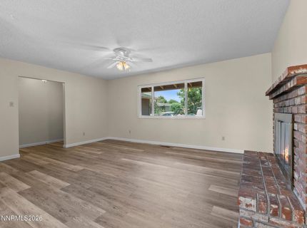 195 York Way, Sparks, NV 89431 Photo