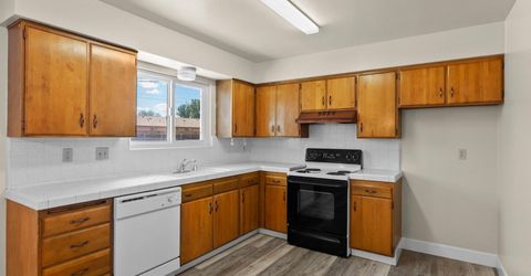 195 York Way, Sparks, NV 89431 Photo