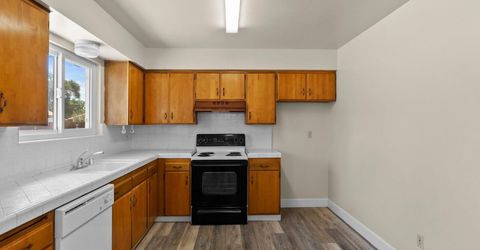 195 York Way, Sparks, NV 89431 Photo