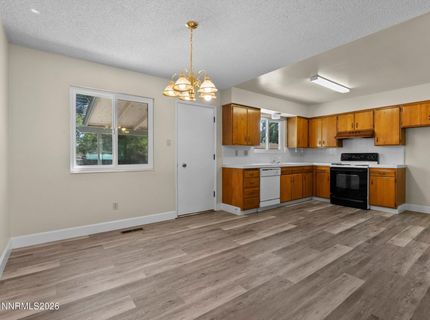 195 York Way, Sparks, NV 89431 Photo