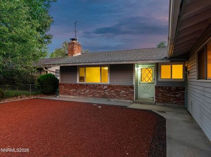 195 York Way, Sparks, NV 89431 Photo