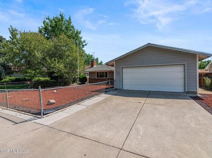 195 York Way, Sparks, NV 89431 Photo
