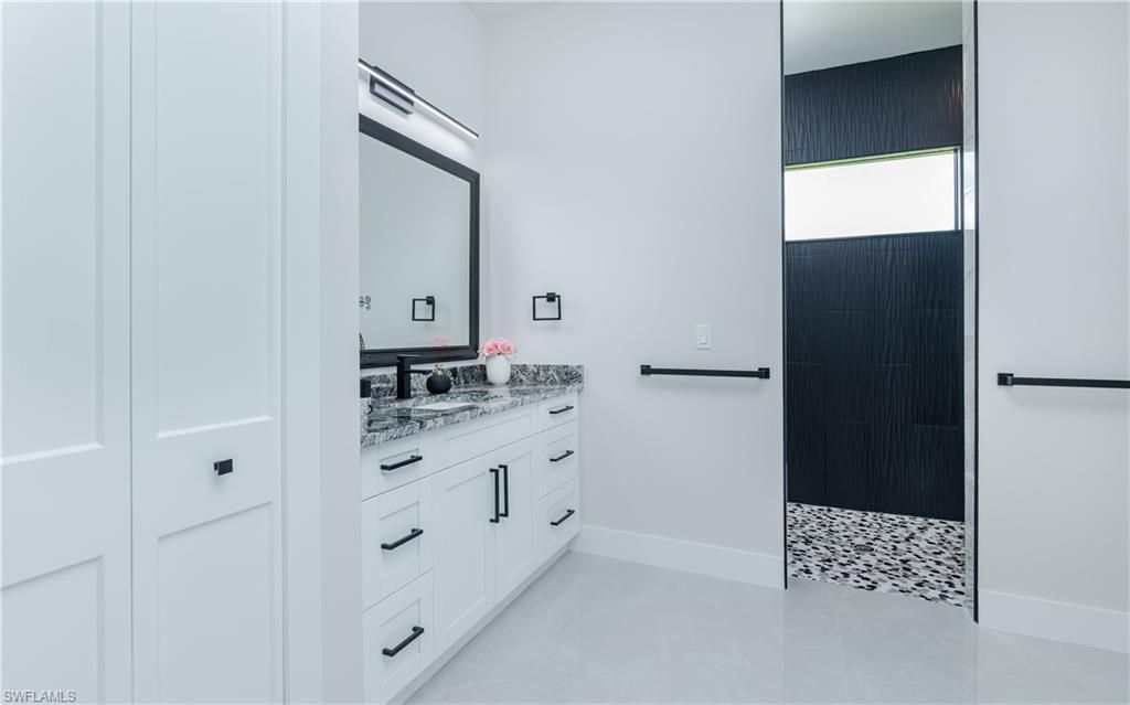 2000 SW 30th Ter, Cape Coral, FL 33914 Photo