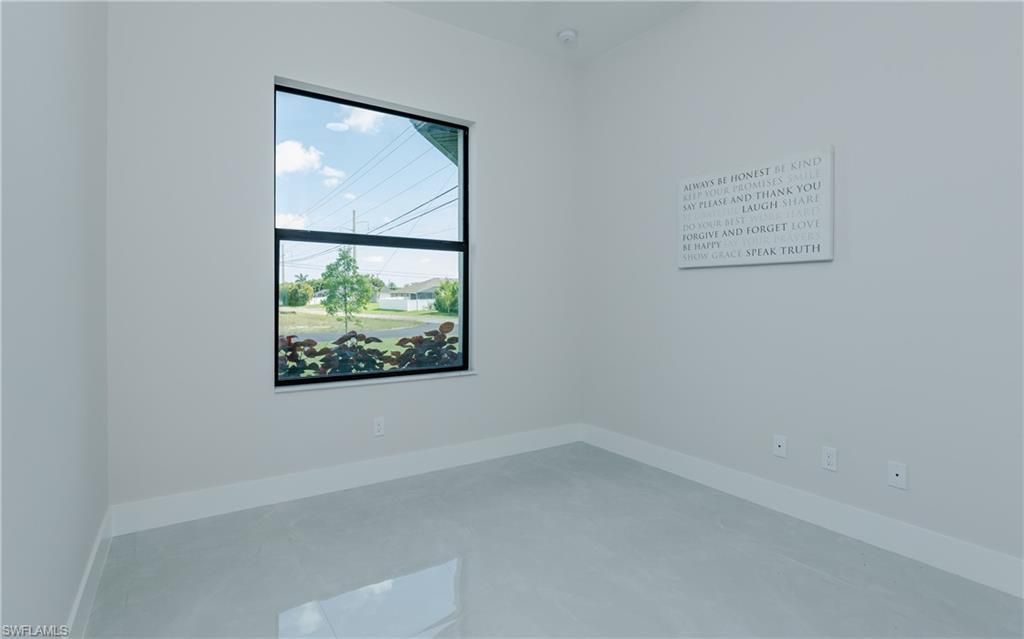 2000 SW 30th Ter, Cape Coral, FL 33914 Photo