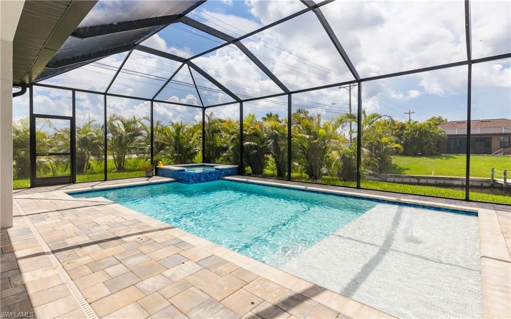 2000 SW 30th Ter, Cape Coral, FL 33914 Photo