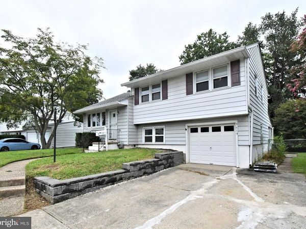 3619 DEEPWATER LANE , BROOKHAVEN, PA 19015