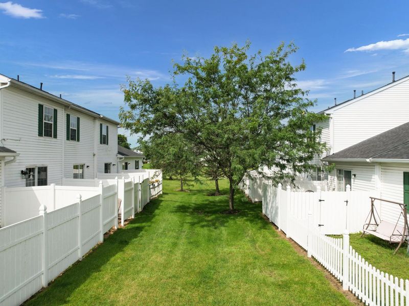 1967 Bashan Drive, Unit 82D, Columbus, OH 43228 Photo 26