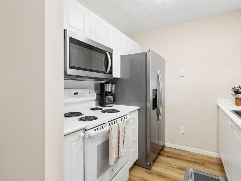 1967 Bashan Drive, Unit 82D, Columbus, OH 43228 Photo 6