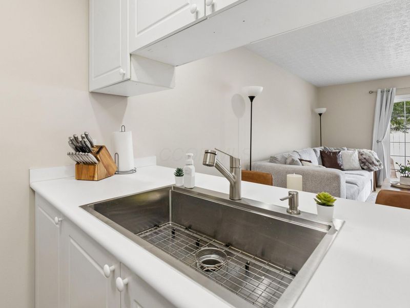 1967 Bashan Drive, Unit 82D, Columbus, OH 43228 Photo 7