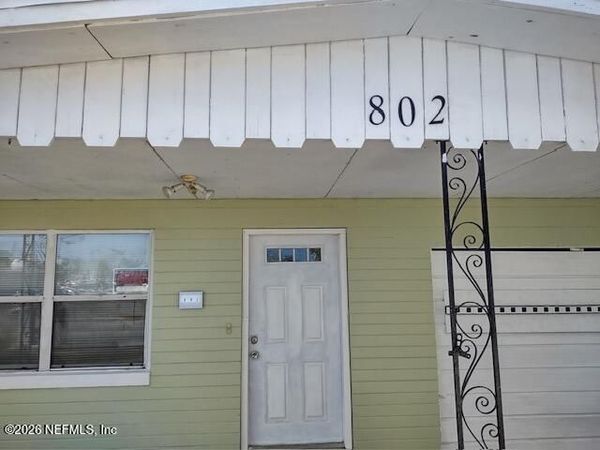 802 DERBYSHIRE Road, Daytona Beach, FL 32117