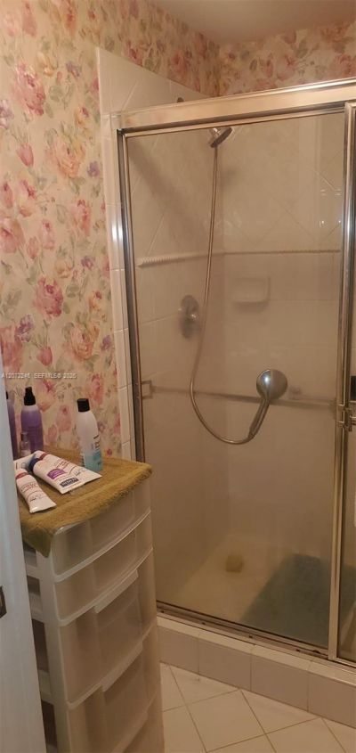 7775 Yardley Dr , Unit 211, Tamarac, FL 33321 Photo