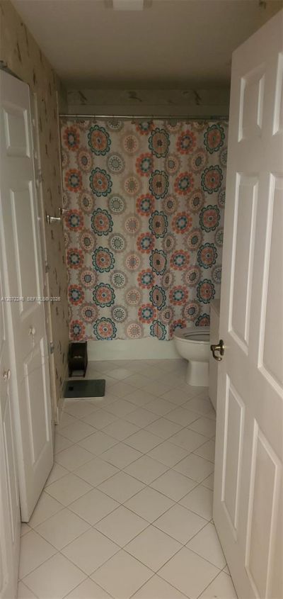 7775 Yardley Dr , Unit 211, Tamarac, FL 33321 Photo