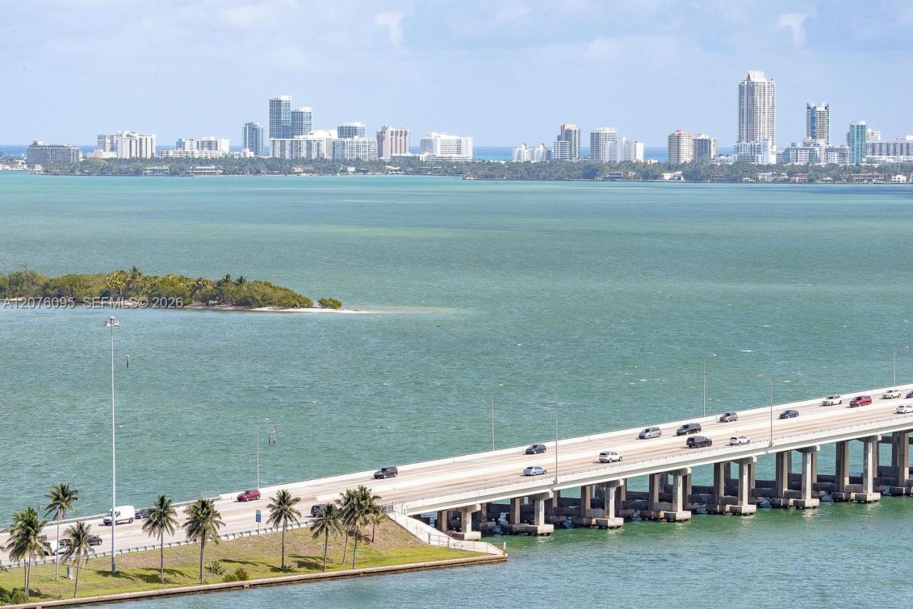 480 NE 31st St, Unit 2101, Miami, FL 33137 Photo
