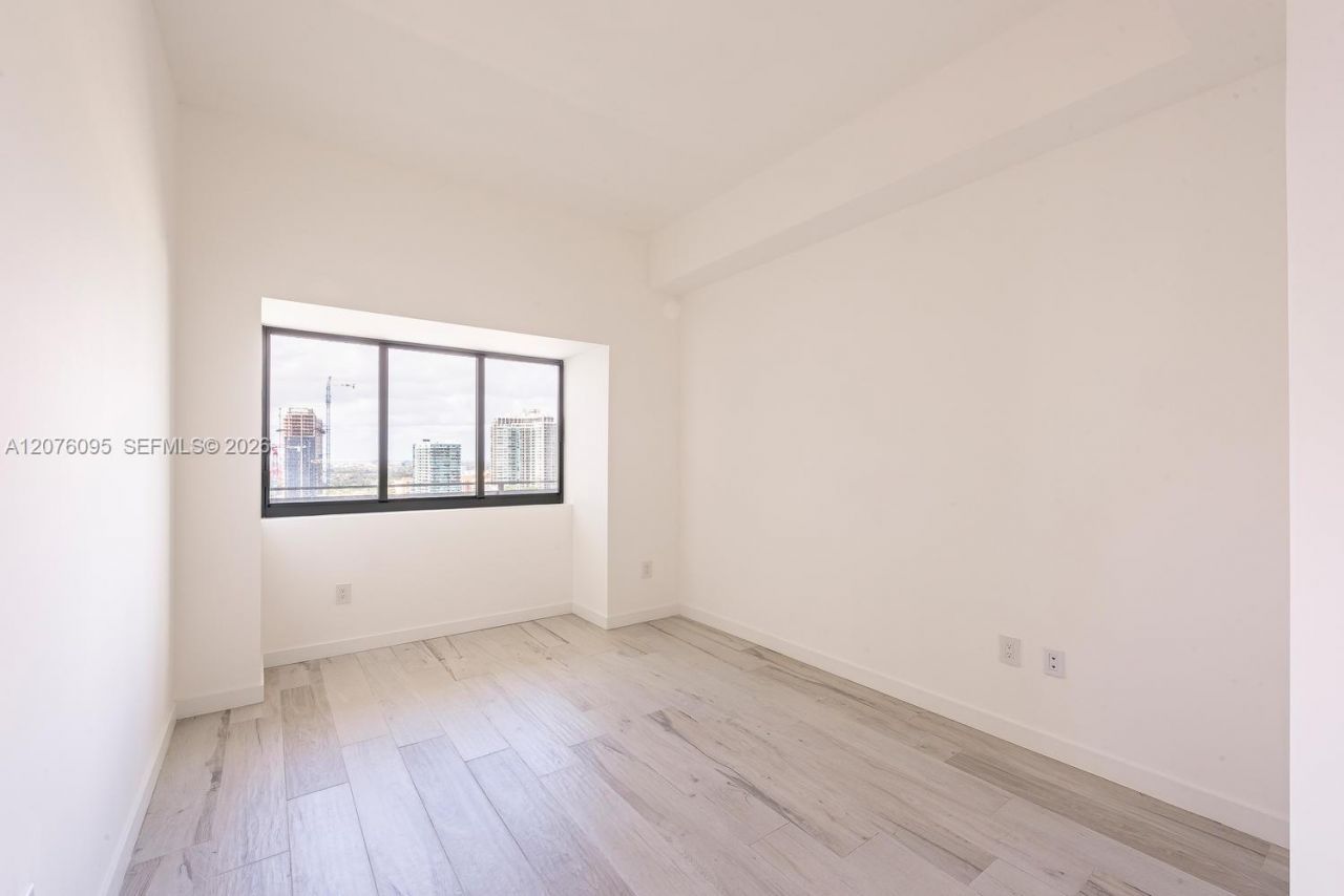 480 NE 31st St, Unit 2101, Miami, FL 33137 Photo