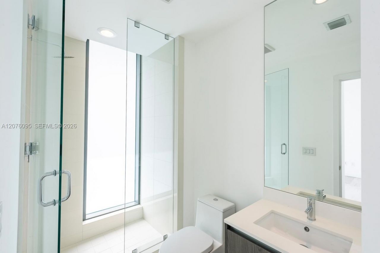480 NE 31st St, Unit 2101, Miami, FL 33137 Photo