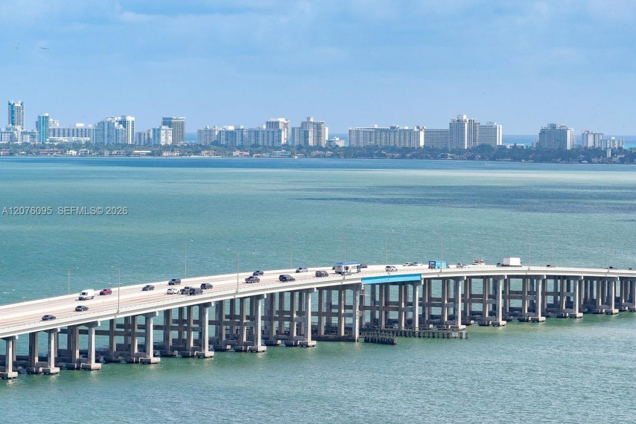 480 NE 31st St, Unit 2101, Miami, FL 33137 Photo
