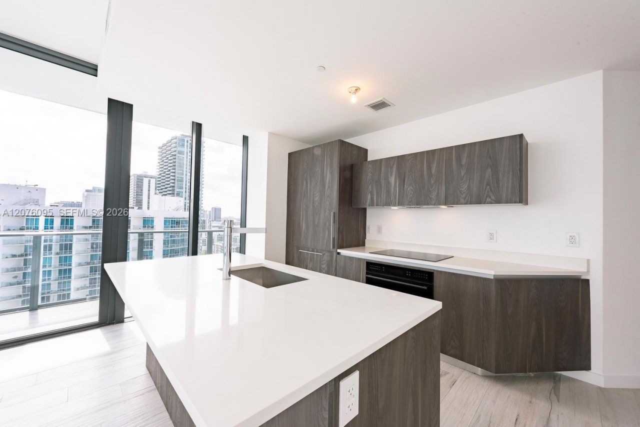480 NE 31st St, Unit 2101, Miami, FL 33137 Photo