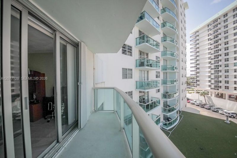 Please Call For Address, Unit 5A, Hollywood, FL 33019 Photo