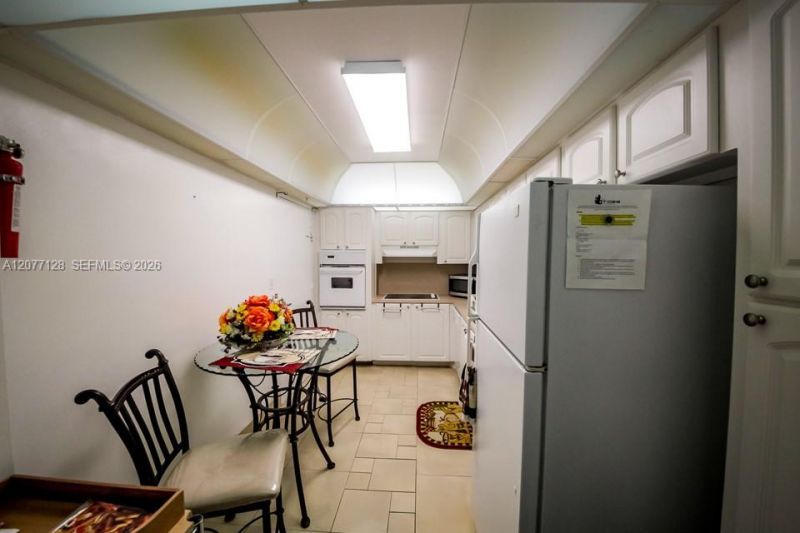 Please Call For Address, Unit 5A, Hollywood, FL 33019 Photo