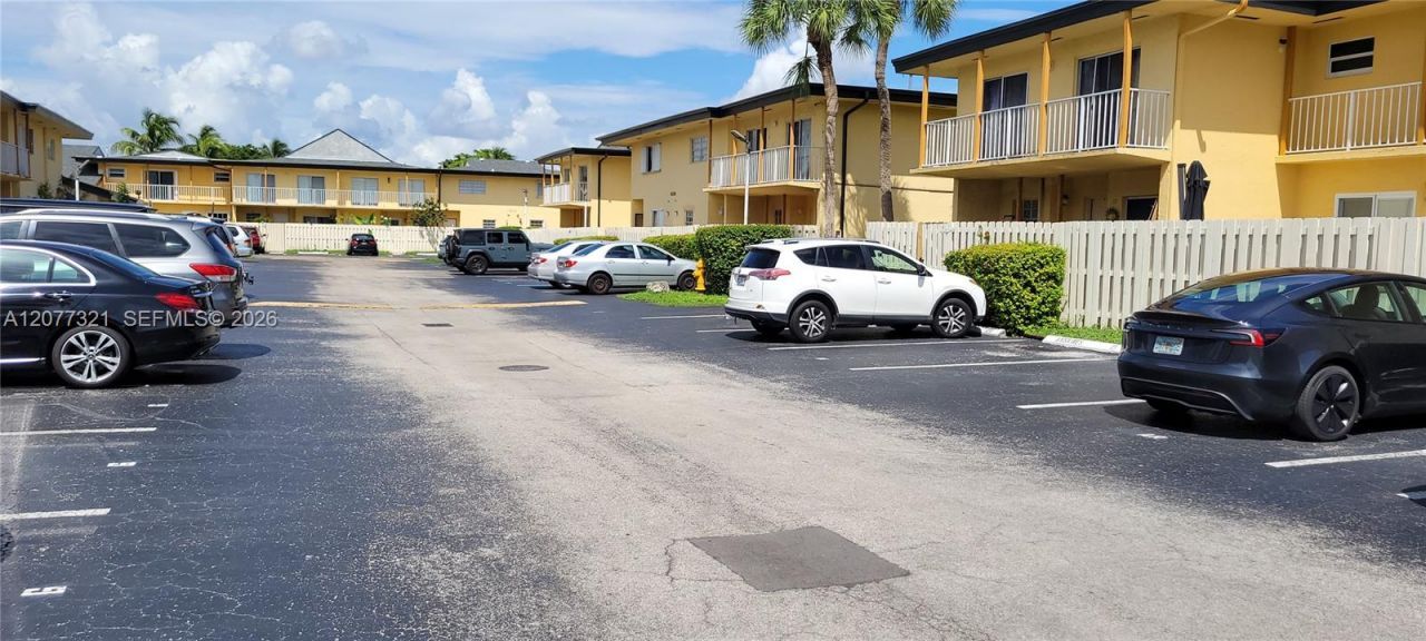 8310 SW 154th Ave, Unit 25, Miami, FL 33193 Photo