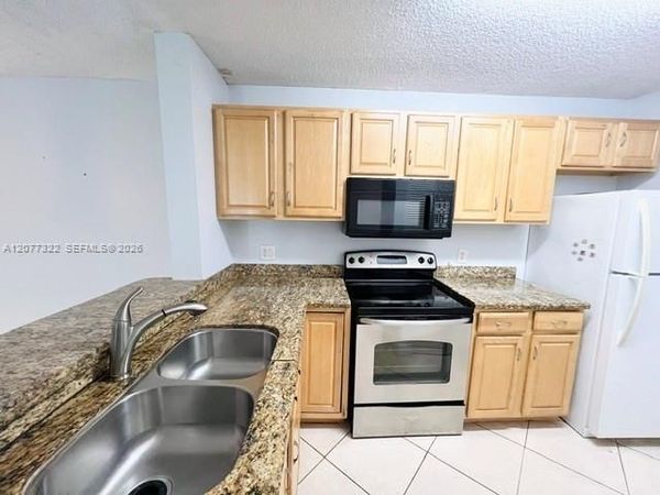10773 Cleary Blvd , Unit 101, Plantation, FL 33324
