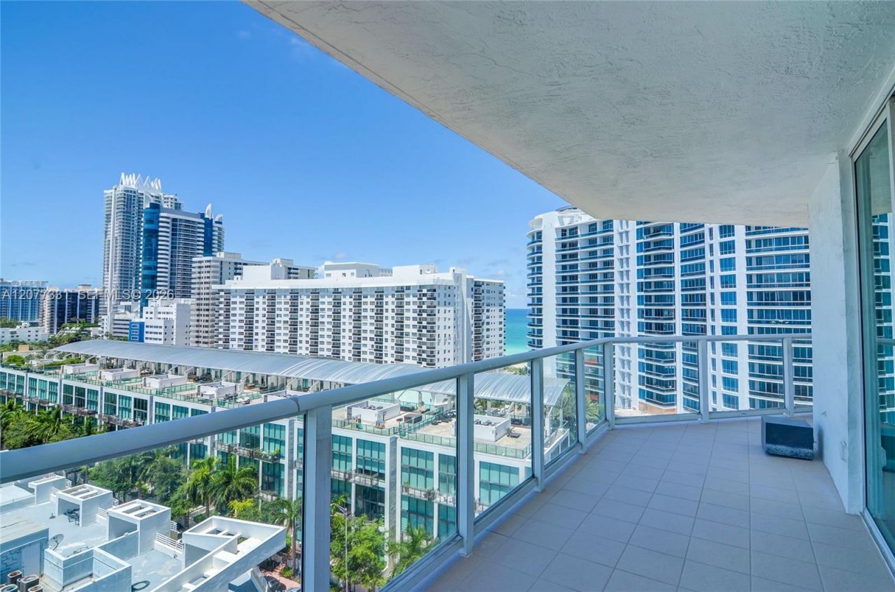5900 Collins Ave, Unit 1508, Miami Beach, FL 33140 Photo
