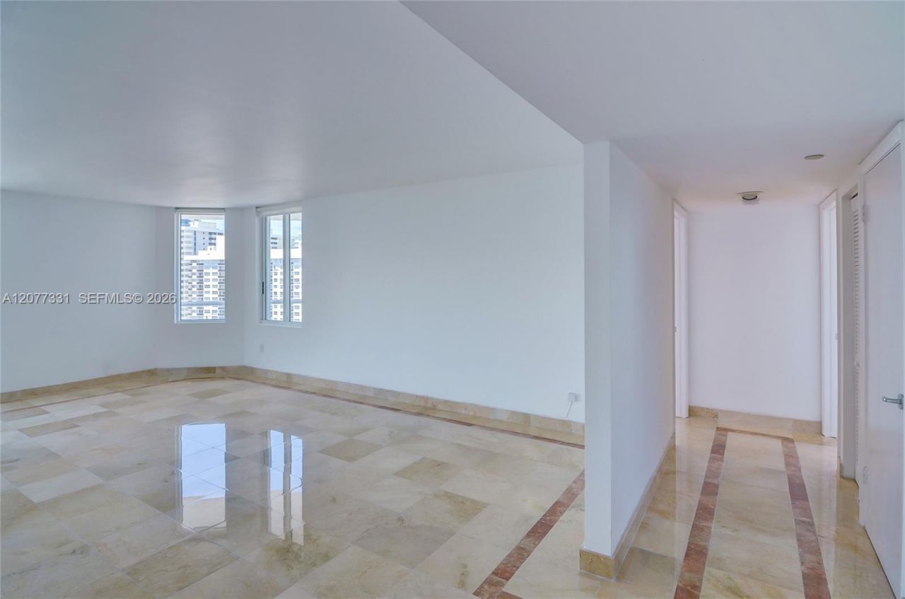 5900 Collins Ave, Unit 1508, Miami Beach, FL 33140 Photo